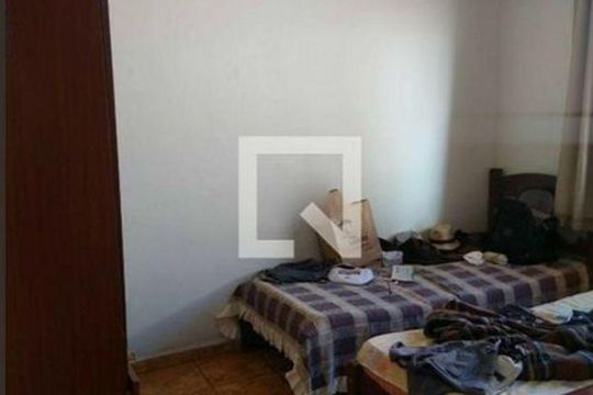 Casa para alugar com 3 quartos, 250m² em Alto Caiçaras, Belo Horizonte