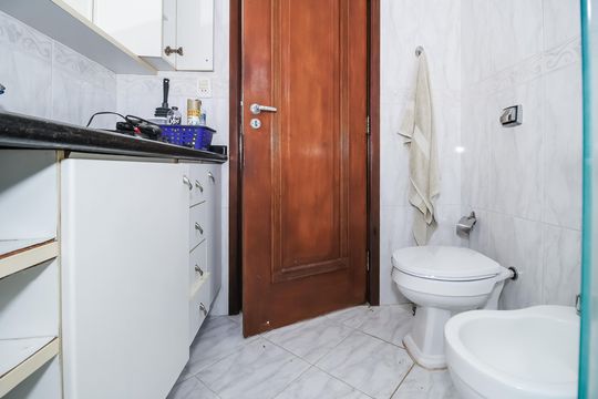 Banheiro da Suíte 1 de casa para alugar com 4 quartos, 500m² em Alto da Lapa, São Paulo