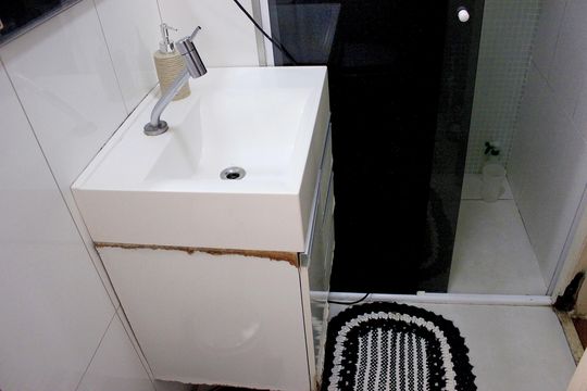 Banheiro de apartamento à venda com 3 quartos, 64m² em Picanço, Guarulhos