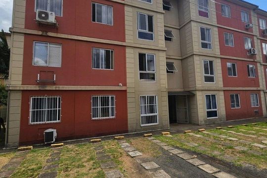 Fachada  de apartamento à venda com 2 quartos, 40m² em Igara, Canoas