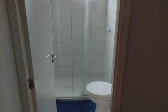 Banheiro  de apartamento à venda com 2 quartos, 40m² em Igara, Canoas