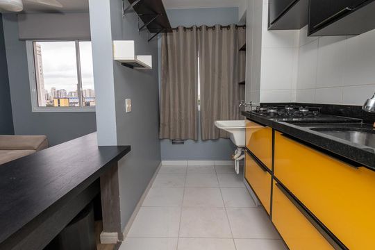 Cozinha de apartamento à venda com 1 quarto, 31m² em Água Branca, São Paulo