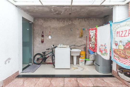 Área de Serviço/Quintal de casa para alugar com 2 quartos, 227m² em Vila Arbame, Poá