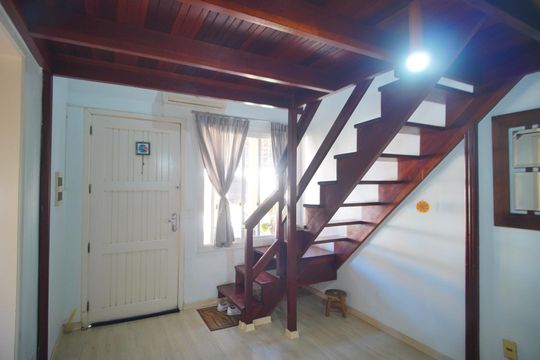 Sala de casa de condomínio à venda com 3 quartos, 70m² em Jardim Dona Leopoldina, Porto Alegre