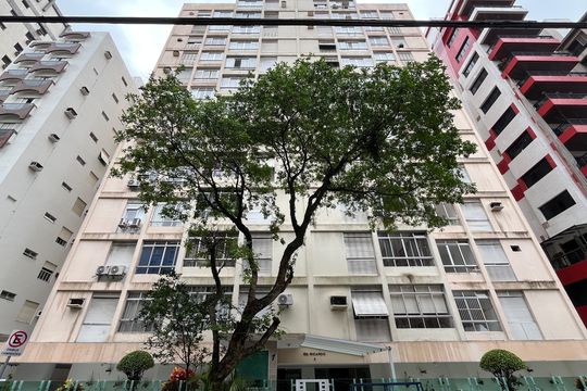 Fachada de apartamento para alugar com 1 quarto, 50m² em Aparecida, Santos