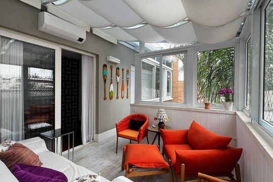 varanda de casa de condomínio à venda com 4 quartos, 329m² em Jardim Cordeiro, São Paulo