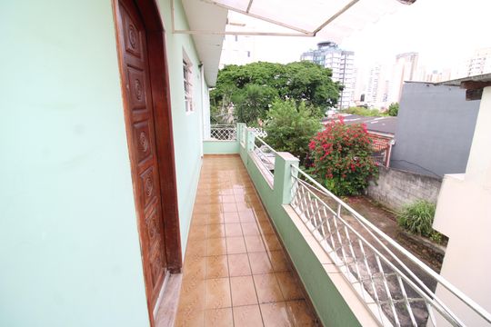 Quintal de casa para alugar com 2 quartos, 76m² em Chora Menino, São Paulo