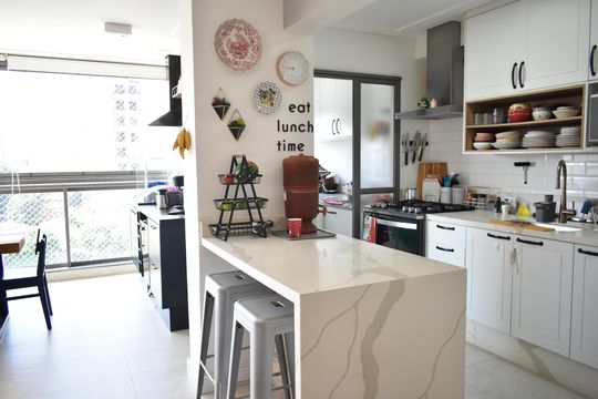 Cozinha de apartamento à venda com 2 quartos, 90m² em Chácara Inglesa, São Paulo