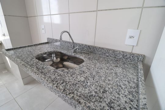 Apartamento para alugar com 2 quartos, 46m² em Chácaras Tubalina E Quartel, Uberlândia