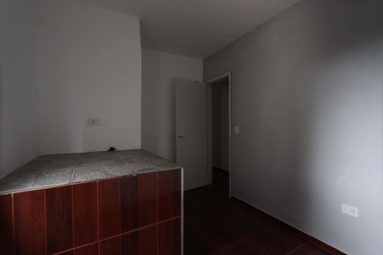 Quarto 2 de casa à venda com 4 quartos, 150m² em Fazenda da Juta, São Paulo