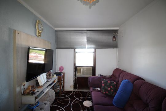 Sala de apartamento à venda com 2 quartos, 72m² em Humaitá, Porto Alegre