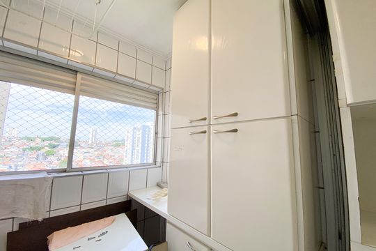 Apartamento para alugar com 3 quartos, 76m² em Jardim Analia Franco, São Paulo