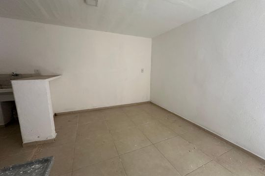Sala/Cozinha de casa para alugar com 1 quarto, 70m² em Jardim Silveira, Barueri