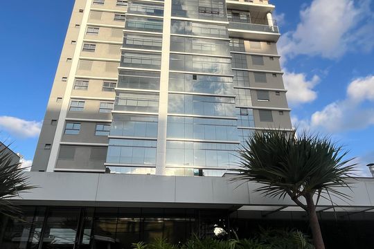 Apartamento à venda com 3 quartos, 114m² em Cambuí, Campinas