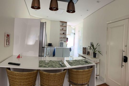 Cozinha de apartamento para alugar com 1 quarto, 78m² em Itararé, São Vicente