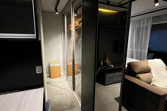 Closet de apartamento para alugar com 1 quarto, 40m² em Bela Vista, São Paulo