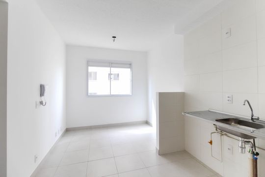 Apartamento para alugar com 2 quartos, 32m² em Colônia (zona Leste), São Paulo