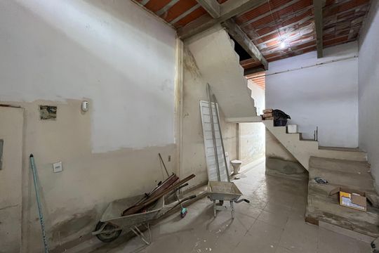 Garagem de casa à venda com 1 quarto, 70m² em Santa Terezinha, Belo Horizonte