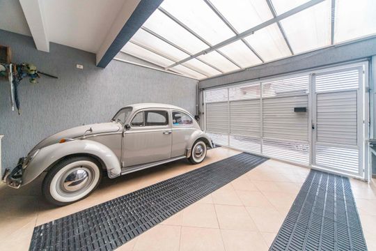 Garagem de casa à venda com 3 quartos, 254m² em Vila Francisco Matarazzo, Santo André