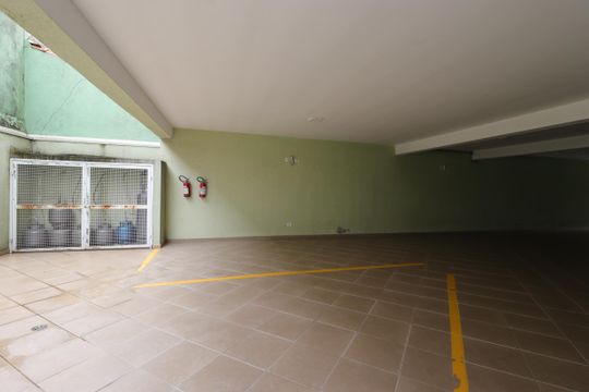 Garagem de apartamento à venda com 2 quartos, 50m² em Parque das Nações, Santo André