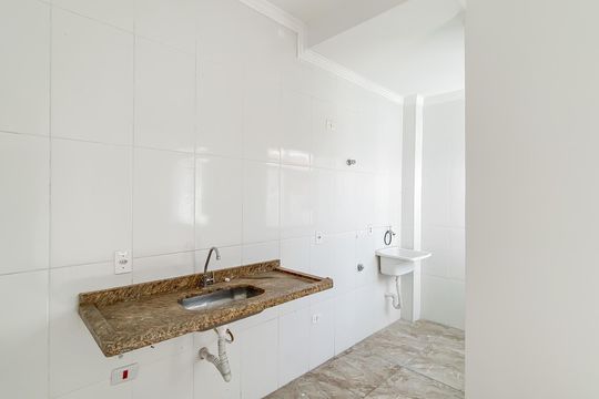 Cozinha de apartamento para alugar com 1 quarto, 45m² em Artur Alvim, São Paulo