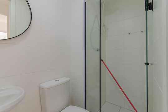 Banheiro de apartamento à venda com 2 quartos, 32m² em Cambuci, São Paulo