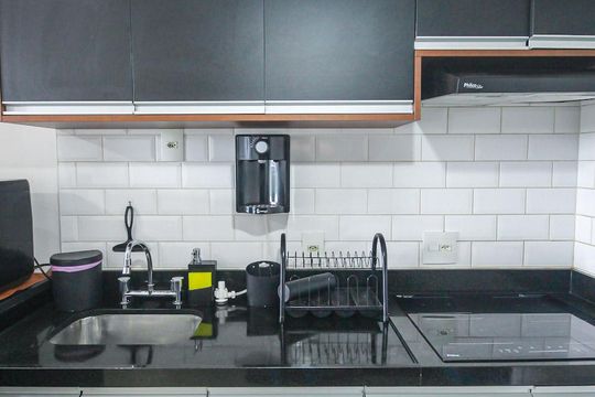 Cozinha de kitnet/studio à venda com 1 quarto, 40m² em Panamby, São Paulo