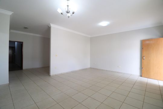 Sala de casa para alugar com 3 quartos, 250m² em Tabajaras, Uberlândia