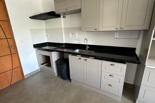 Cozinha de apartamento à venda com 1 quarto, 45m² em Recreio dos Bandeirantes, Rio de Janeiro