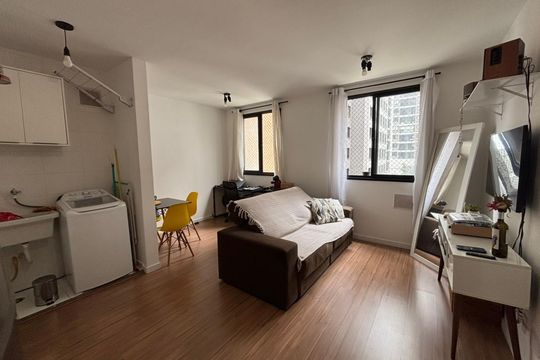 Sala de apartamento à venda com 1 quarto, 33m² em Butantã, São Paulo