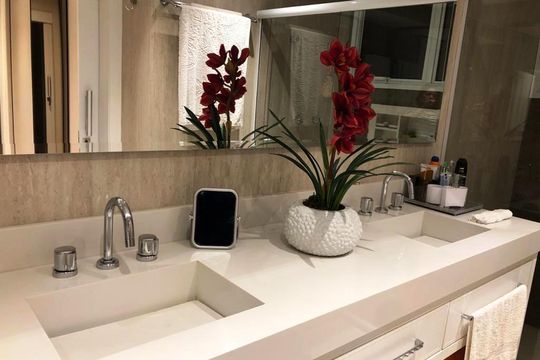 Banheiro de apartamento à venda com 3 quartos, 250m² em Santa Paula, São Caetano do Sul