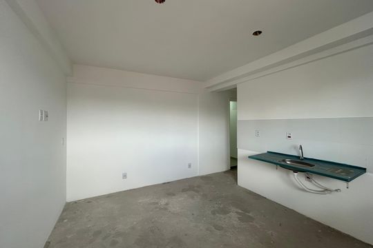 Sala / Cozinha de apartamento à venda com 2 quartos, 48m² em Piqueri, São Paulo