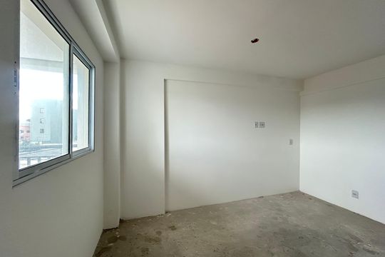 Sala / Cozinha de apartamento à venda com 2 quartos, 48m² em Piqueri, São Paulo