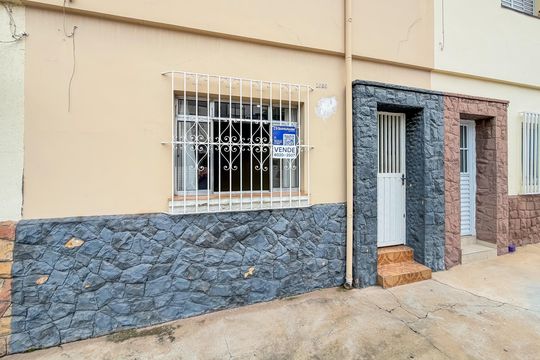 Fachada de casa à venda com 2 quartos, 70m² em Ipiranga, São Paulo