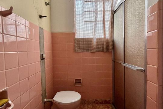 Banheiro de casa à venda com 3 quartos, 301m² em Cambuí, Campinas