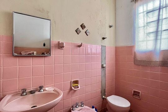 Banheiro de casa para alugar com 3 quartos, 301m² em Cambuí, Campinas