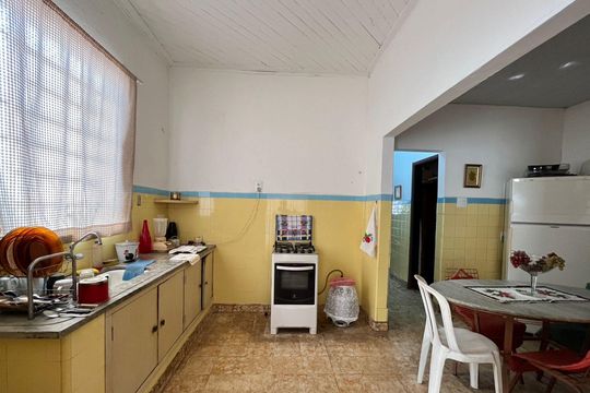 Cozinha de casa à venda com 3 quartos, 301m² em Cambuí, Campinas
