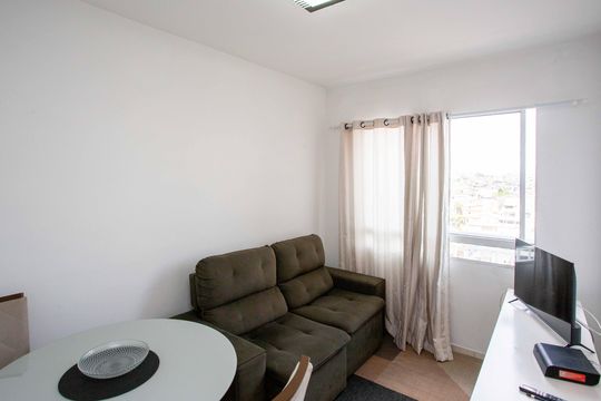 Apartamento à venda com 2 quartos, 44m² em Canhema, Diadema