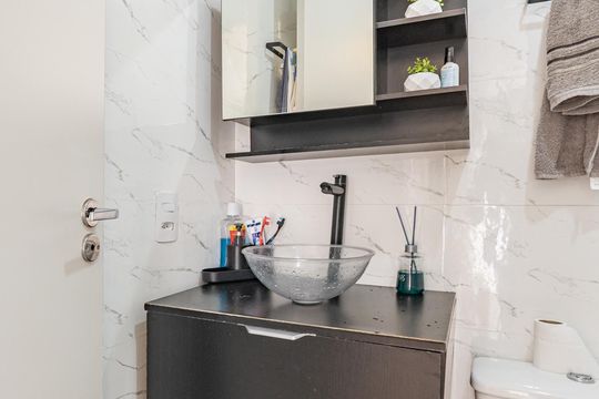 Banheiro de apartamento para alugar com 2 quartos, 37m² em Jardim Imperador (zona Sul), São Paulo