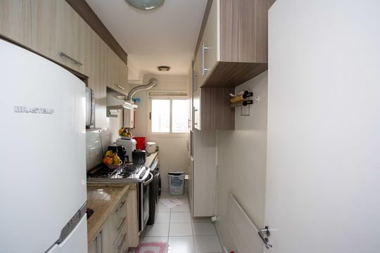 Cozinha de apartamento à venda com 3 quartos, 63m² em Piraporinha, Diadema