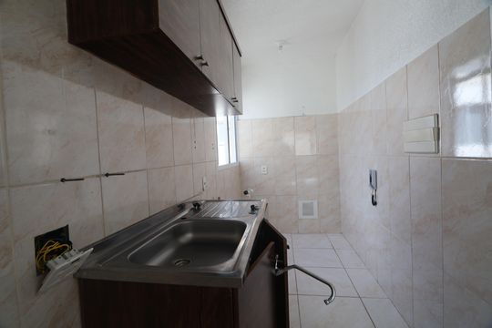 Cozinha e Área de Serviço de apartamento para alugar com 2 quartos, 72m² em São José, Canoas