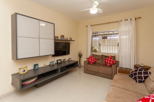 Casa à venda com 3 quartos, 160m² em Socorro, São Paulo