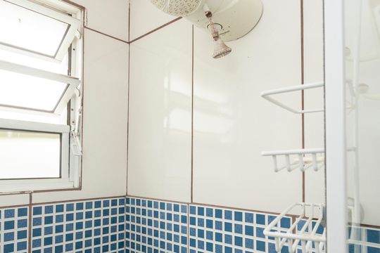 Banheiro da Suíte 2 de casa à venda com 3 quartos, 160m² em Socorro, São Paulo