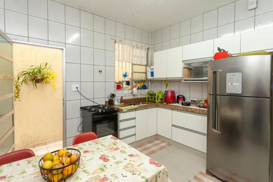 Cozinha de casa à venda com 3 quartos, 160m² em Socorro, São Paulo