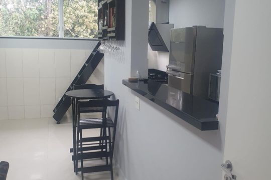 Cozinha de casa de condomínio para alugar com 3 quartos, 115m² em Jardim Petropolis, Cotia