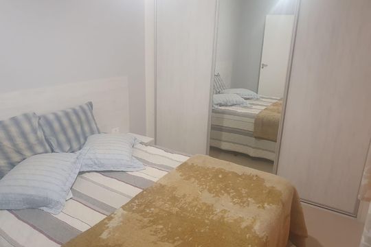 Quarto de casa de condomínio para alugar com 3 quartos, 115m² em Jardim Petropolis, Cotia