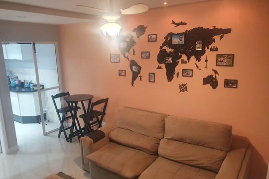 Sala de casa de condomínio para alugar com 3 quartos, 115m² em Jardim Petropolis, Cotia