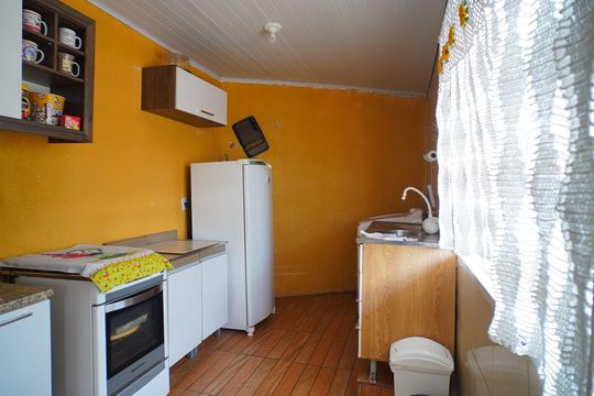 Cozinha de casa à venda com 5 quartos, 535m² em Vila Nova, Porto Alegre