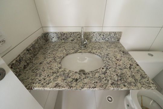 Banheiro Social de apartamento à venda com 2 quartos, 50m² em Jardim Sao Paulo(zona Norte), São Paulo