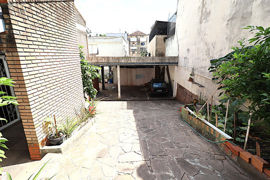 Casa à venda com 3 quartos, 262m² em Auxiliadora, Porto Alegre